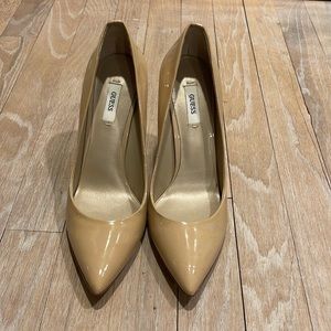 Women classic heel shoes
